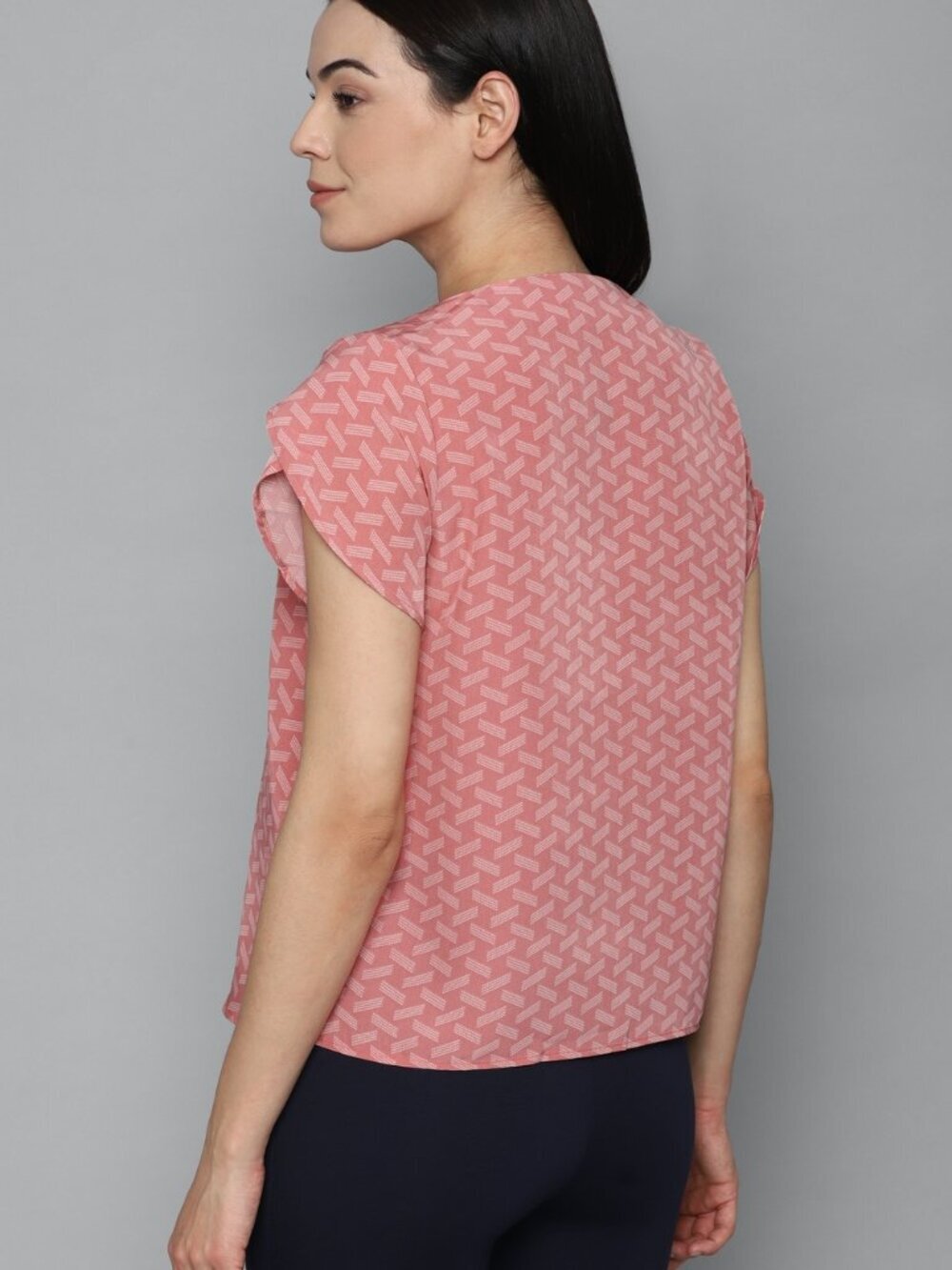 Allen Solly Pink Geometric Print Split Neck Blouse Short Sleeve Top Size L - Picture 2 of 10